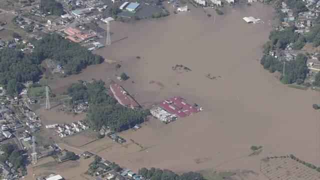 生活报■台风“海贝思”已致11死126伤，日本海上自卫队阅舰式被迫中止