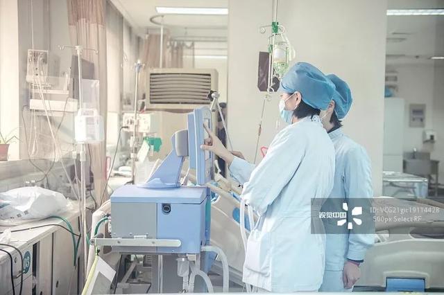 #半岛晨报#父亲接个电话，3岁男孩从14楼摔下！18天后，奇迹发生了……