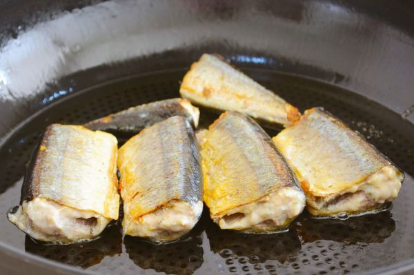 #豆果美食#这鱼3条才8块钱，秋天吃最肥美，教你3种做法，补充蛋白质就吃它
