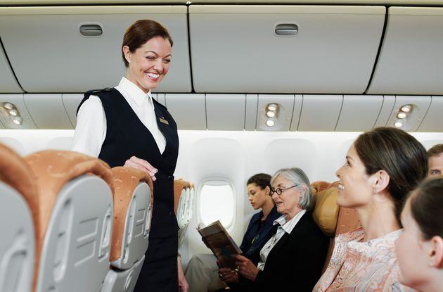 「环球时报」避免性别歧视？加拿大航空将不再称呼“女士们先生们”