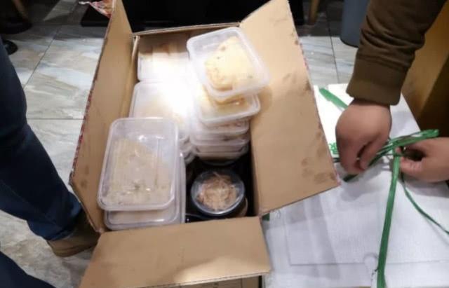 「中国质量万里行」外卖小哥接到超市大单：800斤米和面粉，20件酒水，配送费9块钱