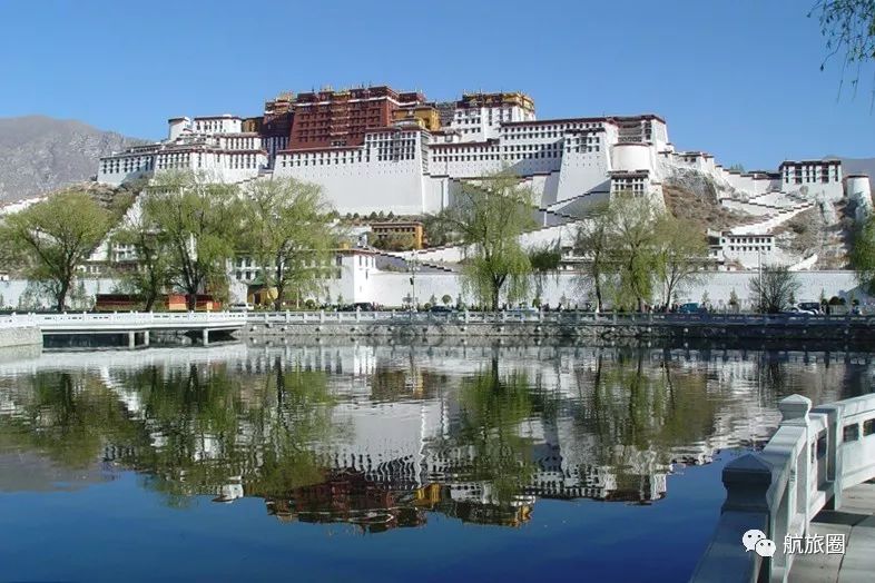 航旅圈：夜话丨又一支线航空投奔干线机队，多航司推出长期付费权益