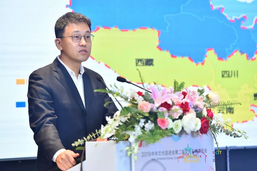 华侨城西部集团常务副总经理张靖