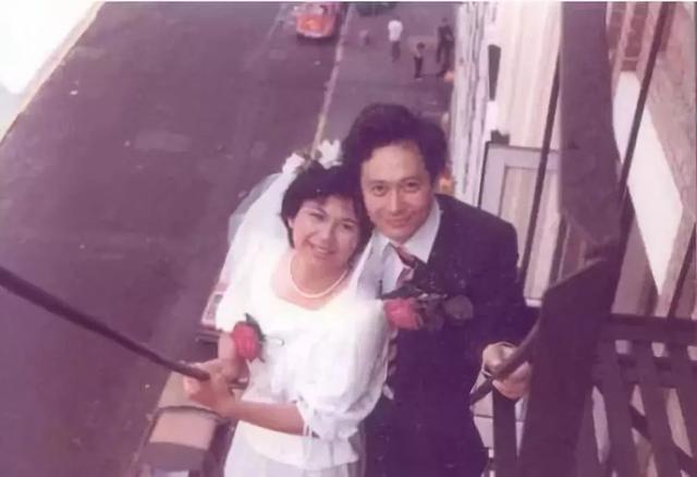 「读者」“昨晚朋友圈那个新娘，离婚了”