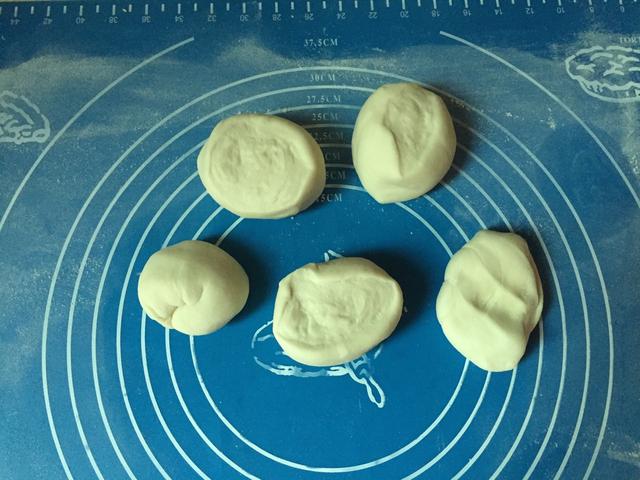 【豆果美食】国民小吃酱香饼，不用揉面平底锅就能做，把熬酱的配方学会就行了
