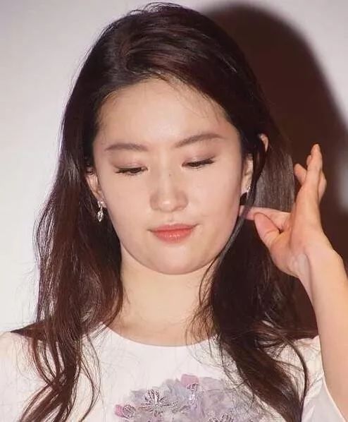 年纪越大脸越大你有可能是二次发育了