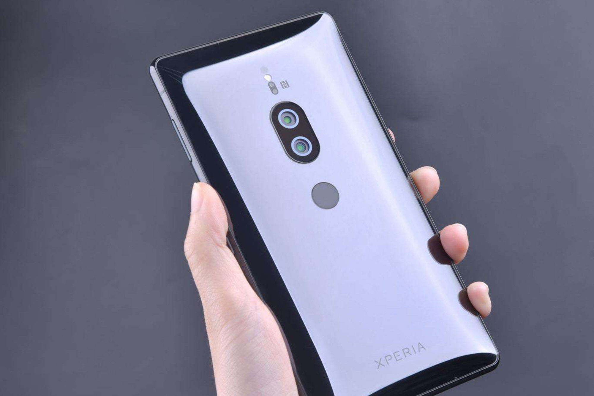 中国质量万里行■从5699降至2899, 4K分辨率旗舰机已经跳水，网友怎么看？