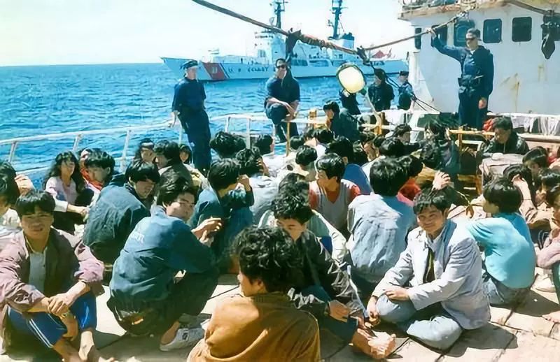 「环球时报」补壹刀：载39具中国人尸体“死亡卡车”，怎么开到英国的？