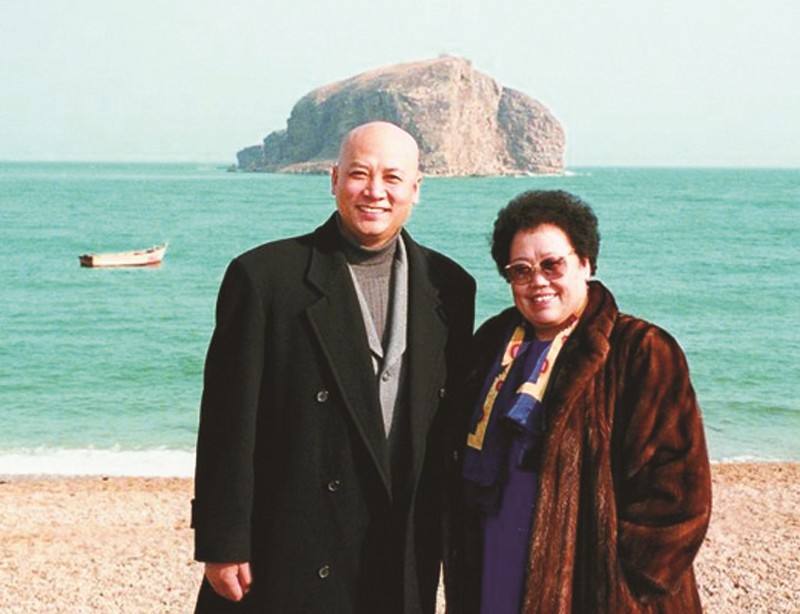 迟重瑞和陈丽华相伴三十年,什