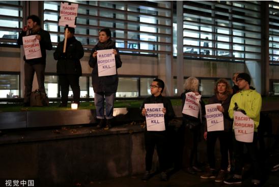「纵相新闻」“死亡货车”引起全世界关注，英国法医详解如何确认遗体身份