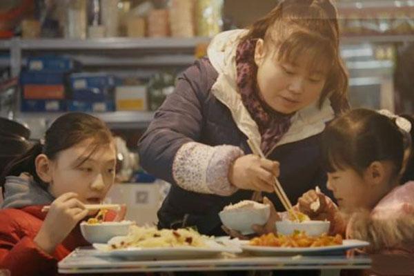 中国质量万里行：6岁女童患白血病，20万重疾险理赔遭拒！保险公司：5年前就有病