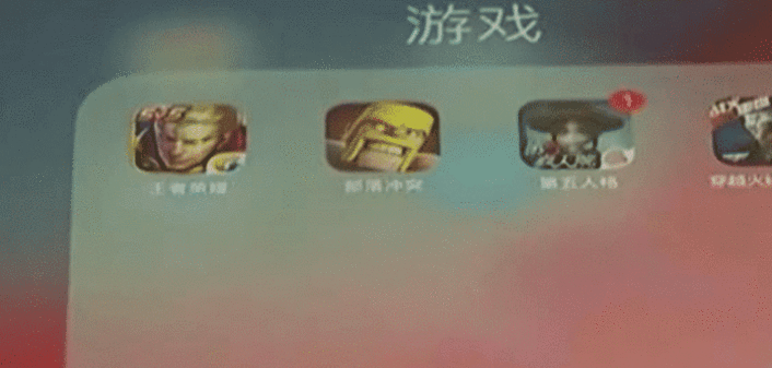 #中国质量万里行#帮儿子打扫房间，发现“来历不明”iPad, 开机后看了更气愤！