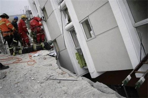 「中国质量万里行」地震震毁了按揭的房子，房贷是否可以停还？