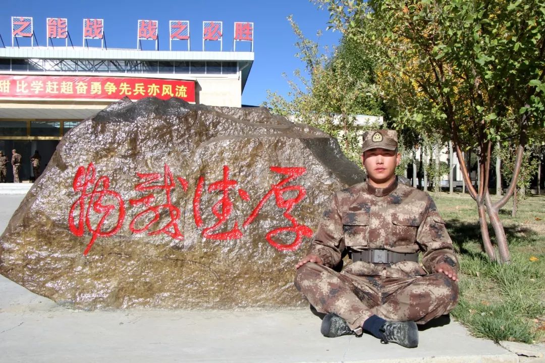 人民陆军：提前退伍再入伍！武警上等兵当陆军新兵