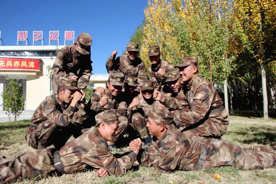 人民陆军：提前退伍再入伍！武警上等兵当陆军新兵