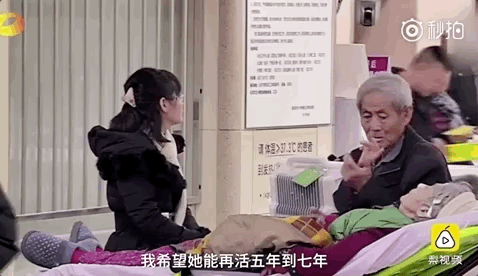 「视觉志」在这个出轨横行的世界，羡慕牵手就脸红的年代