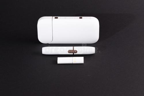 中国质量万里行：电子烟监管倒计时：风往何处吹？