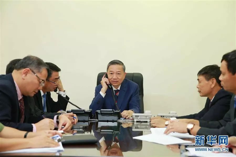 长安街知事：“死亡货车”案最新进展：警方相信39名遇难者都是越南人