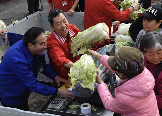 [生活报]北京冬储大白菜开卖还是“白菜价”只买不储成新趋势