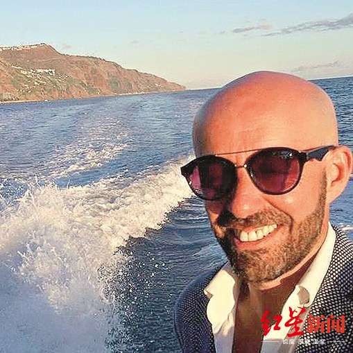 红星新闻：C罗“御用”发型师被杀 身上有多处刀伤 一巴西嫌犯被捕