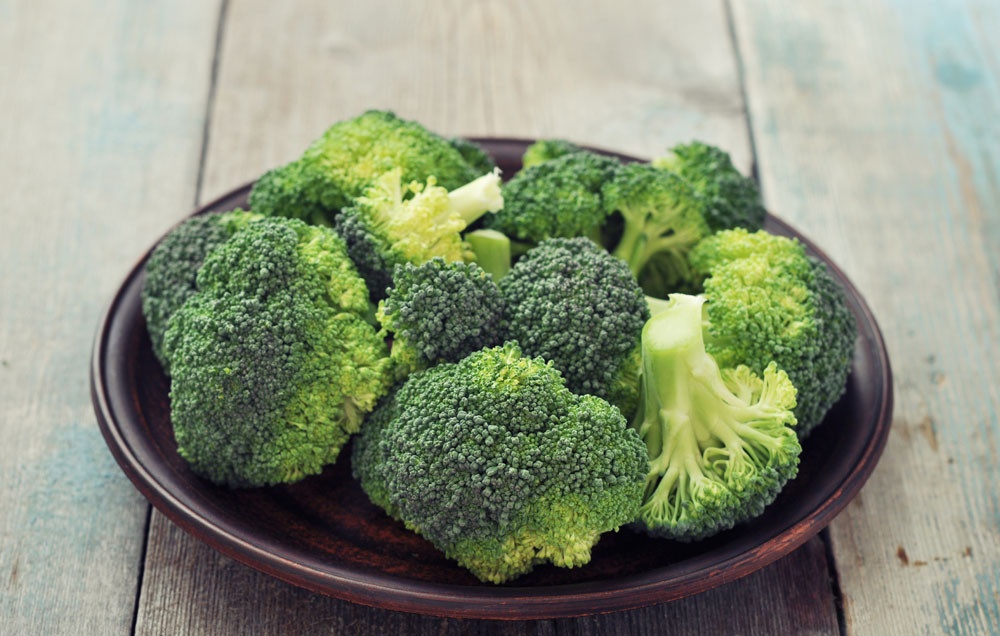 口蘑西兰花这样烹炒不仅好看好吃还把营养很好的保留住了