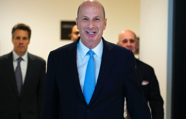 【长安街知事】佩洛西磨刀霍霍，特朗普闭门思策，又要关门大吉？