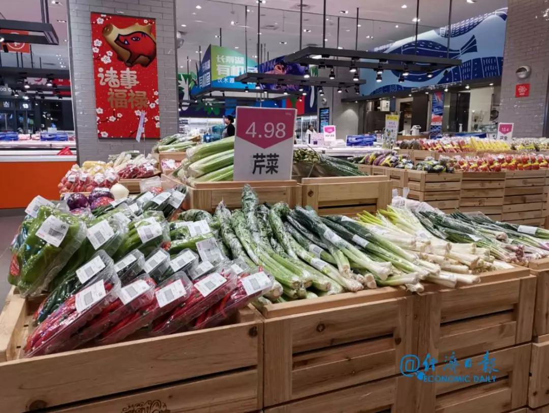 「经济日报」“蒜你狠”“火箭蛋”“鸡”会马上来……肉肉有点贵，吃菜便宜了