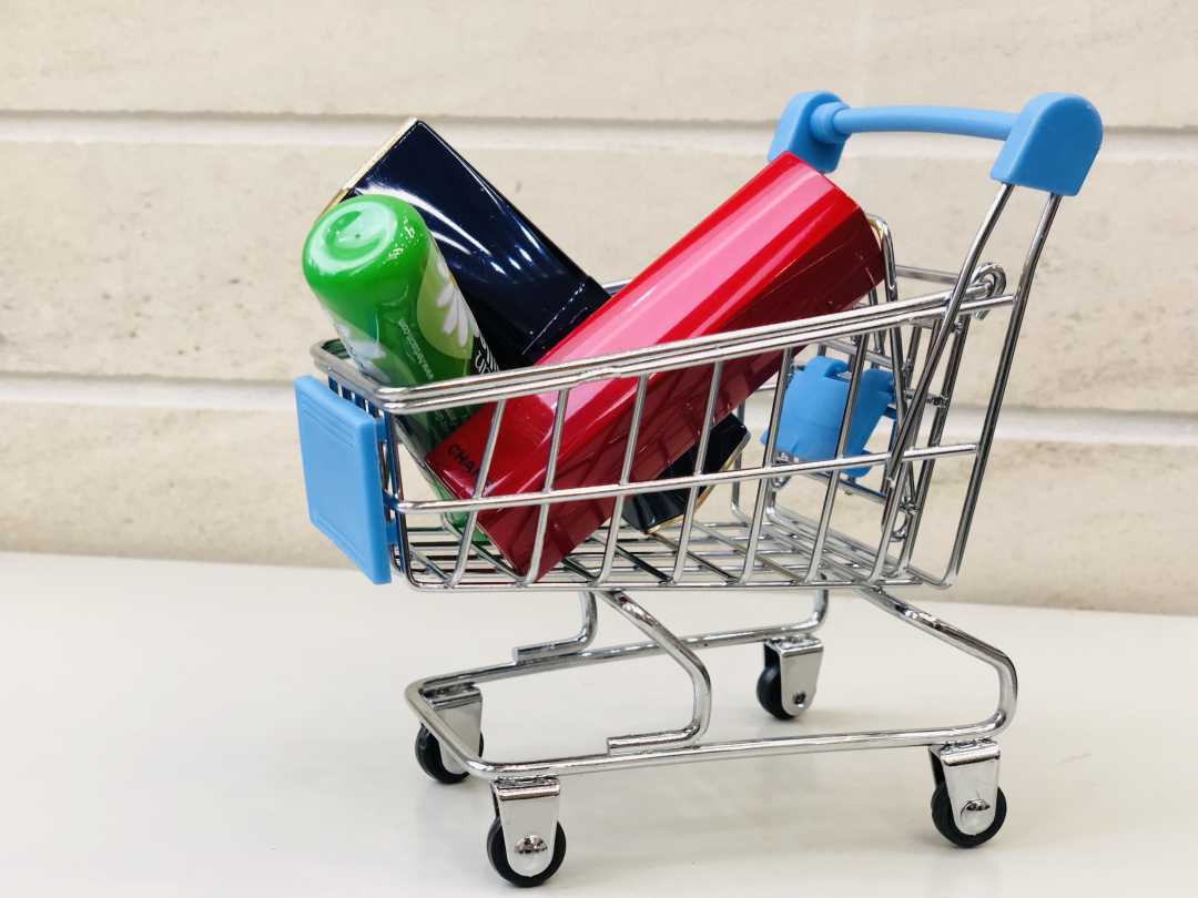 #经济日报#经济日报评“电商平台二选一”：“货比三家”是每位消费者的期望