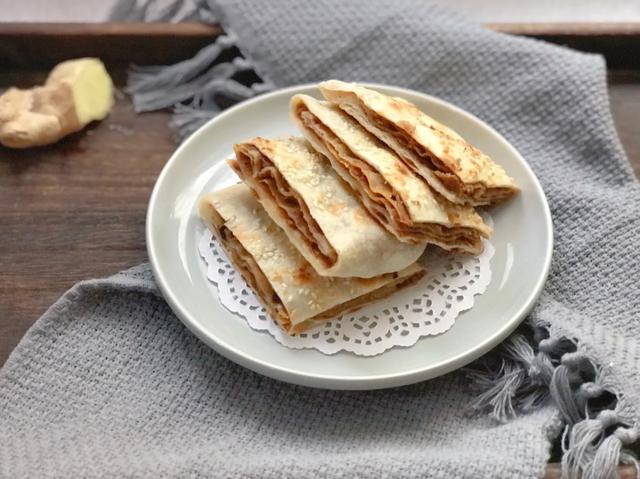 「七宝酱的厨房」想吃千层肉饼不会做？面点师教你，皮薄馅香，比买的好吃多了
