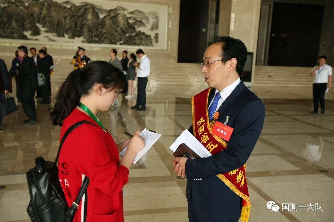陕西日记■干了这杯酒，祖国山河一起走——在第20个记者节到来之际向记者们致敬