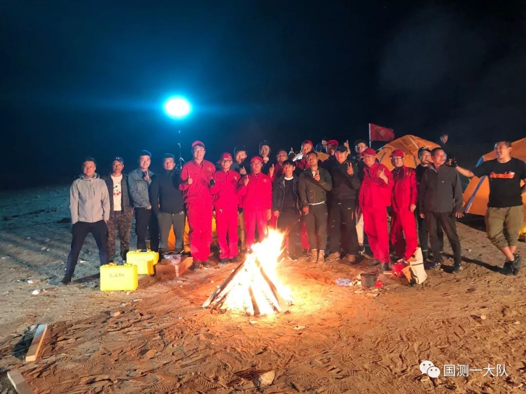 陕西日记■干了这杯酒，祖国山河一起走——在第20个记者节到来之际向记者们致敬