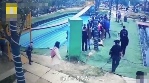 海峡消费报：56岁男子掉下网红摇摆桥，5分钟后当场身亡，网友：发生了啥？
