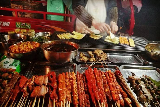 夜市吃烧烤这3种肉最容易被造假和替换吃时要慎重点了