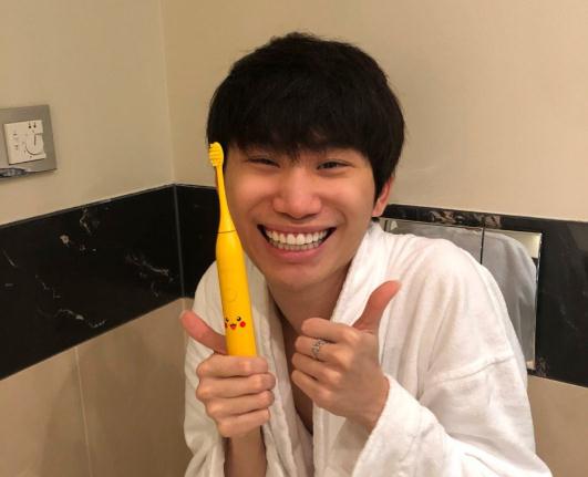 doinb改变中单生态faker玩瑞兹也出正义荣耀真有牌面