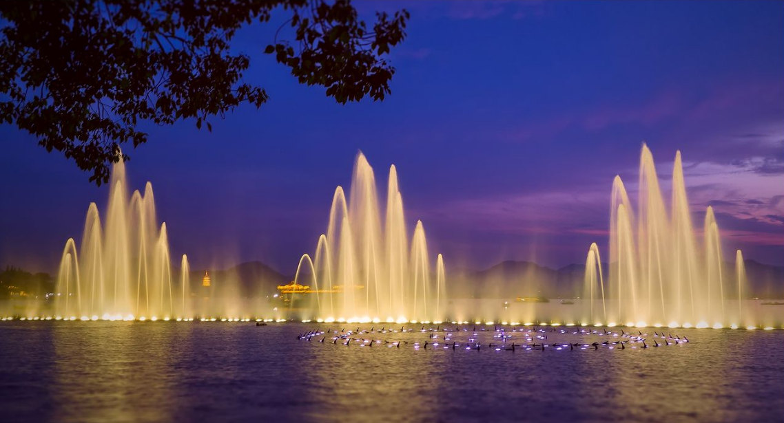 金鸡湖喷泉图片