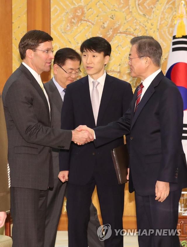 [纵相新闻]特朗普坐地起价，要求韩国多付4倍驻韩美军分摊经费