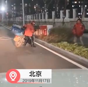 【纵相新闻】同情配送员所以不点外卖？被骂矫情不意外