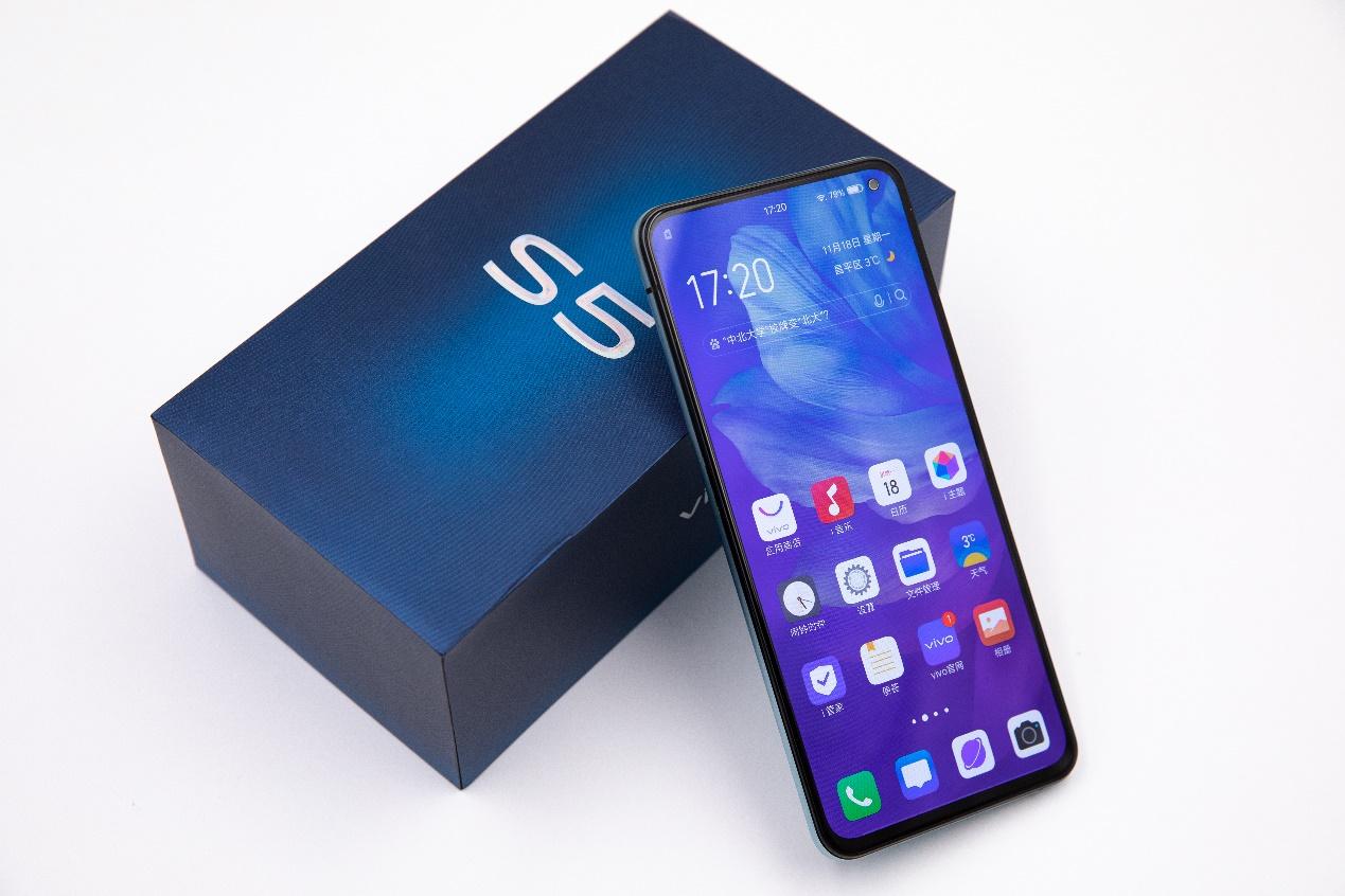 几何菱形美学设计搭配旗舰级四摄 vivo s5新品手机真机实拍