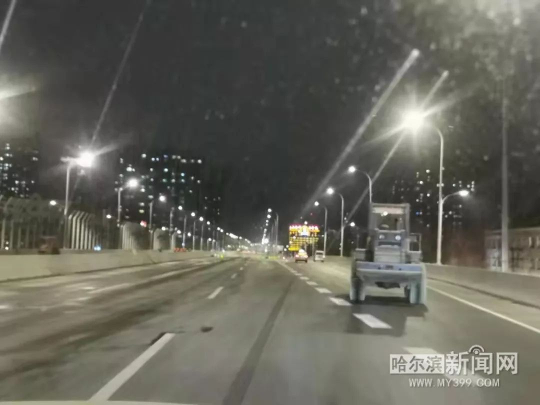 【哈尔滨新闻网】盼望已久的东二环南直路高架主桥，明日通车丨率先通车路段：公滨路-先锋路，与西二环连上了