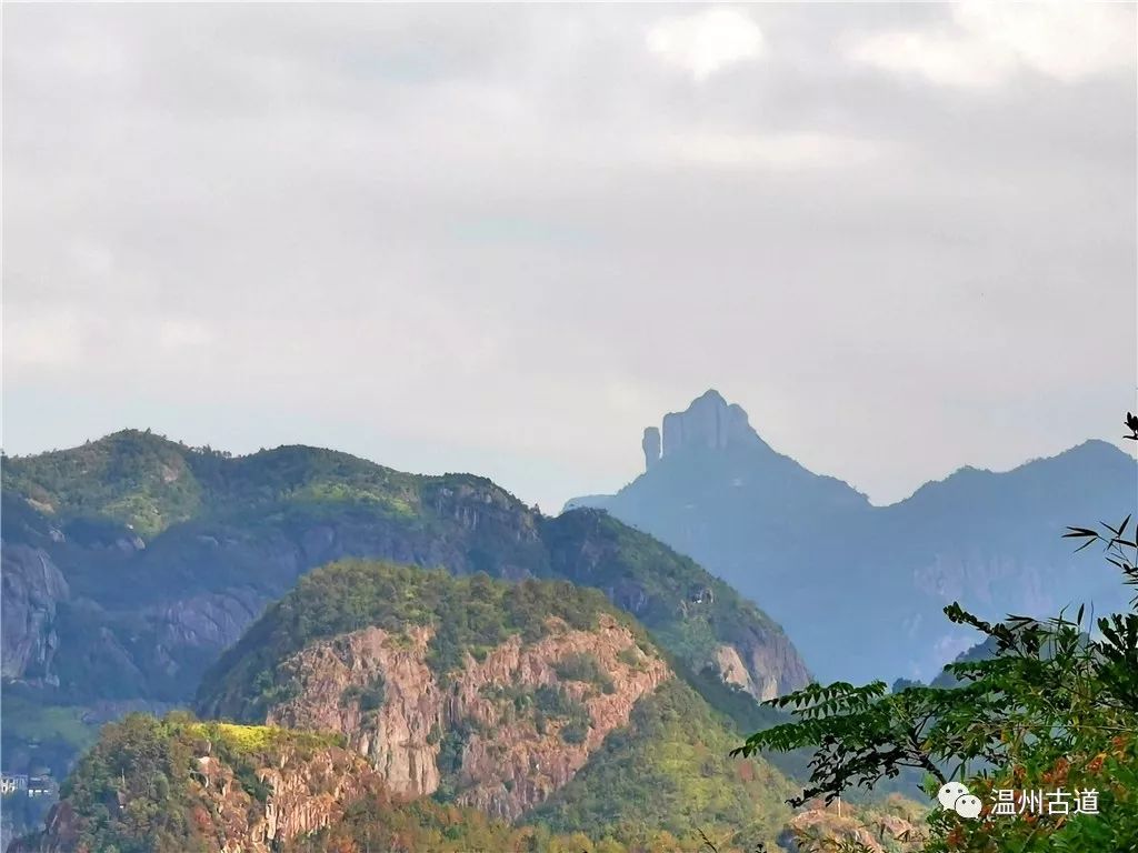 永嘉峙口大龙山,峰奇石秀秋色浓郁风光旖旎,值得秋游去!_人民号