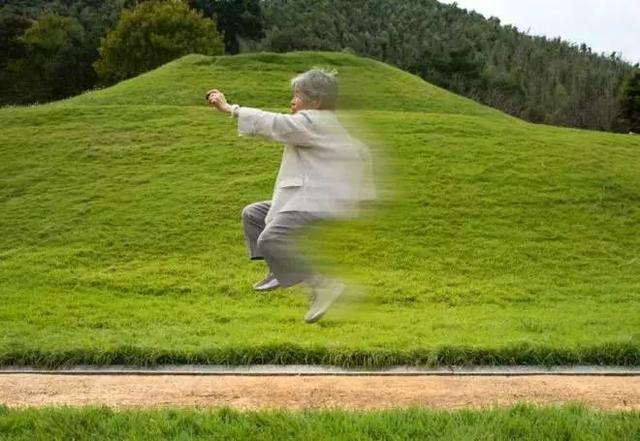 「读者」90岁网红奶奶：不给自己设限的人生，到底有多爽