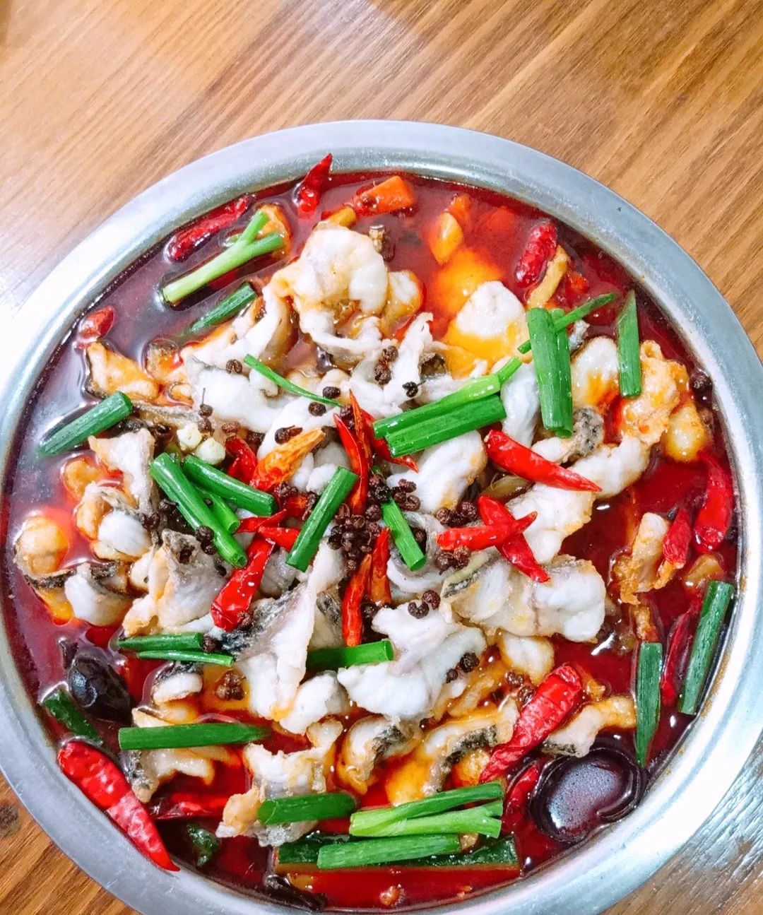 劲爆10道水煮鱼做法吃一口便欲罢不能