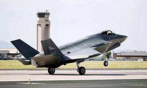 中国小康网@自豪不已的双航母，却无舰载机可用，经费成英国最大问题