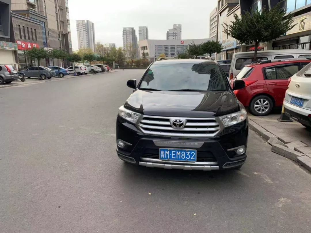 车牌:鲁ms115v时间:2019年11月21日14时30分41秒地点:创新国际小区