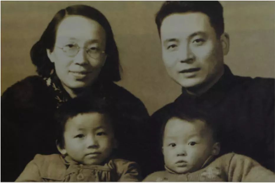 「人民日报」“要是有来世，我还是选择你！”