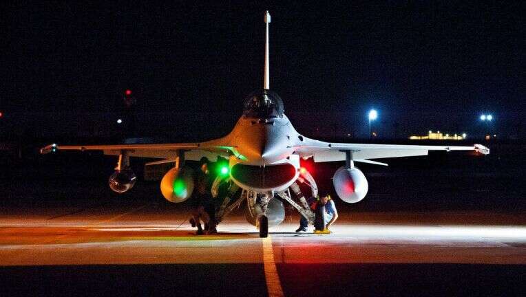 #中国小康网#美国噩梦成真，土耳其用F-16测试S-400性能，或引出F-35数据