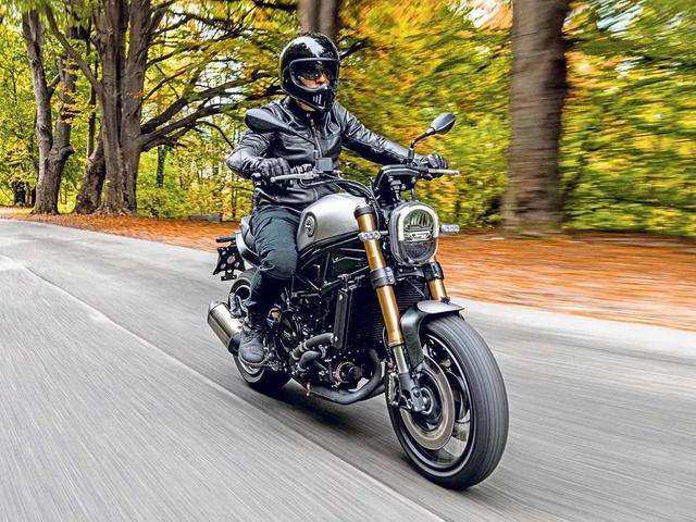 猜测售价将在58万人民币贝纳利幼狮800全车展示