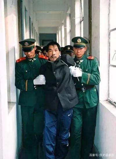 法子英被押赴刑场执行枪决