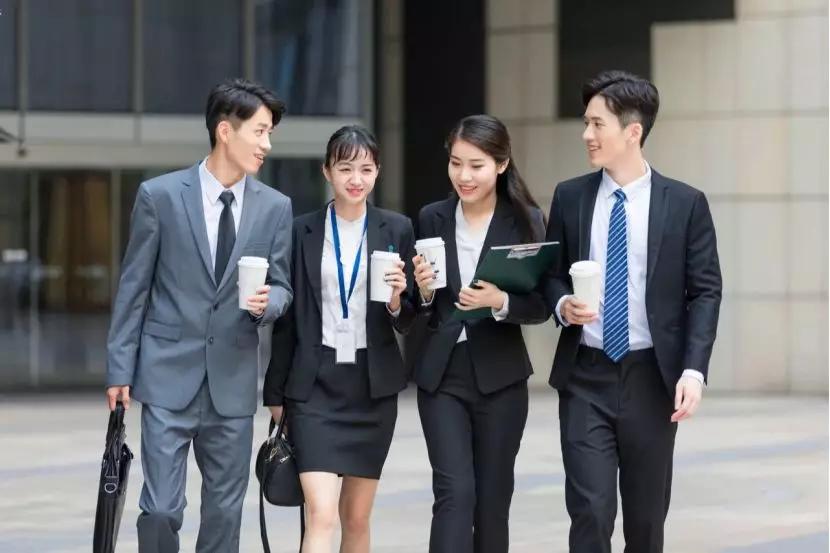 经济日报■下午6点半电脑强行自动关机，日本这个地方竟 “逼”公务员下班……
