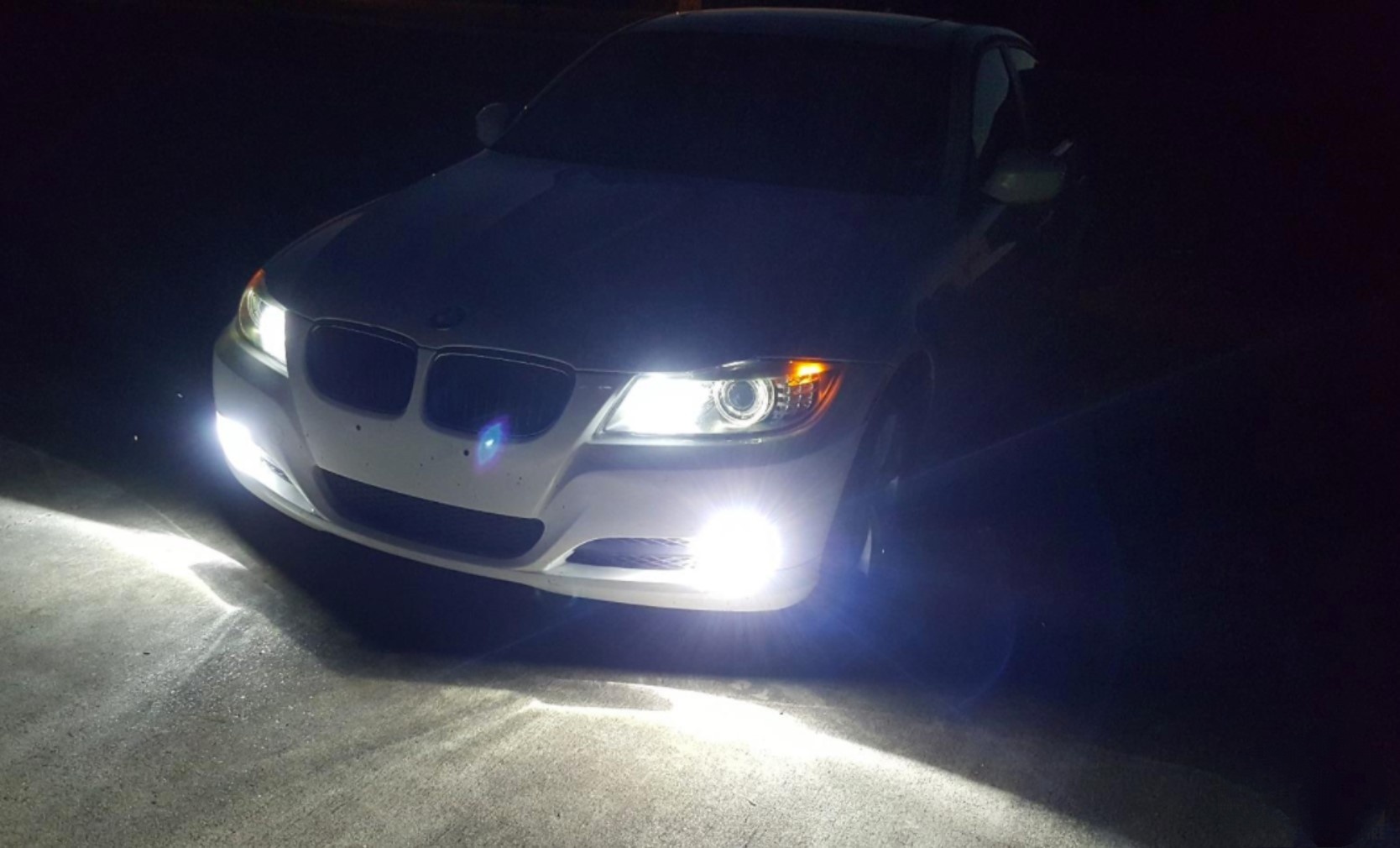 总算知道为什么有些人夜间行车喜欢开雾灯了